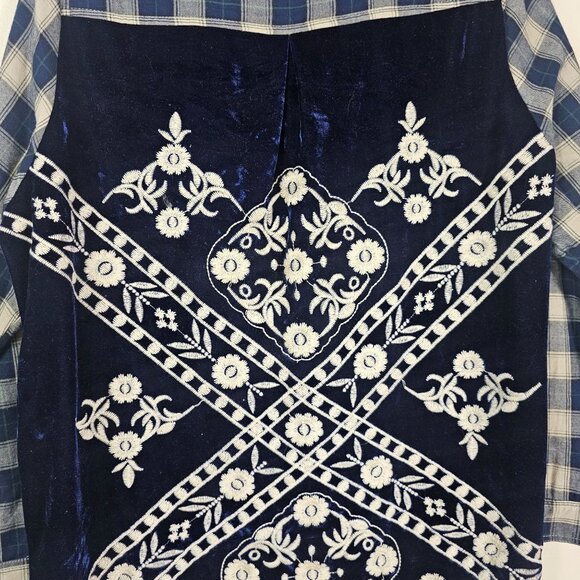 Soft Surroundings Plaid Button Up Shirt XL Velvet Embroidered Navy & Cream - Picture 5 of 11
